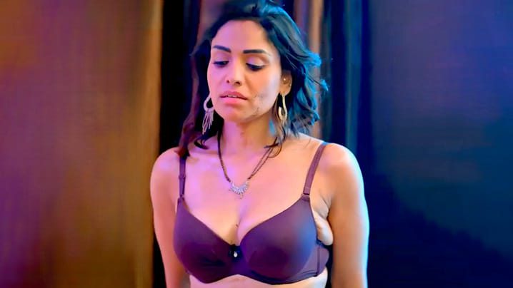 Bhabhi Suniye Na EP2 Hot Hindi Web Series-Hulchul